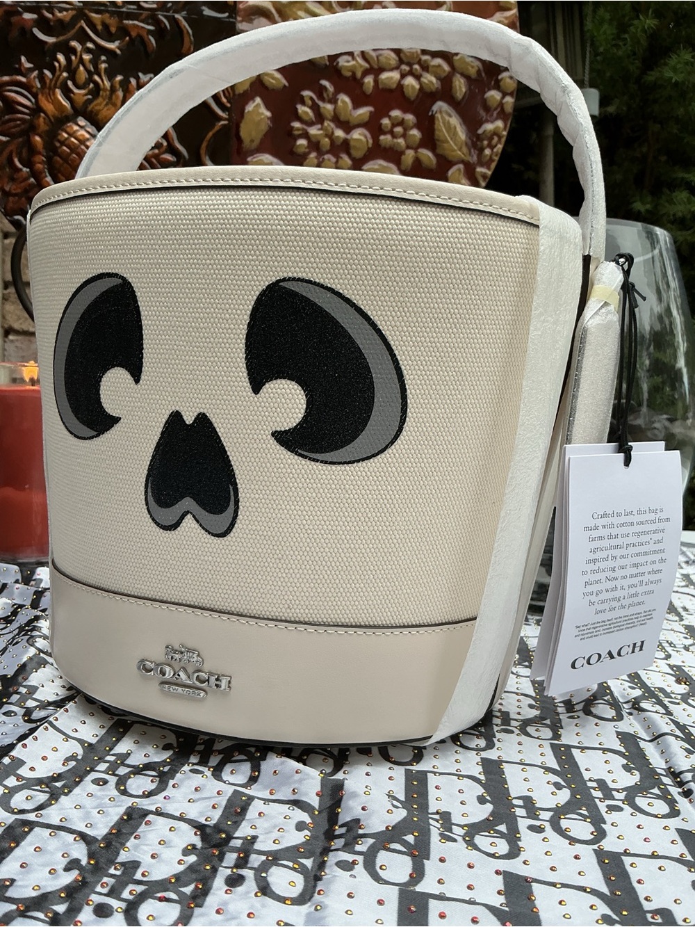 COACH TRICK OR TREAT BUCKET BAG WITH HALLOWEEN GHOST  NWT - Picture 2 of 4